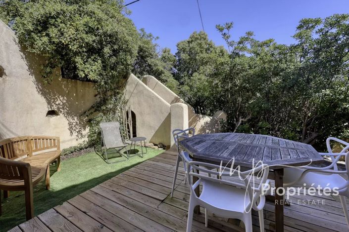 Image No.18-4 Bed House for sale