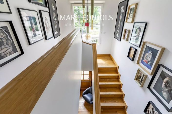 Image No.16-5 Bed House for sale