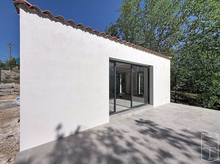 Image No.8-2 Bed House for sale