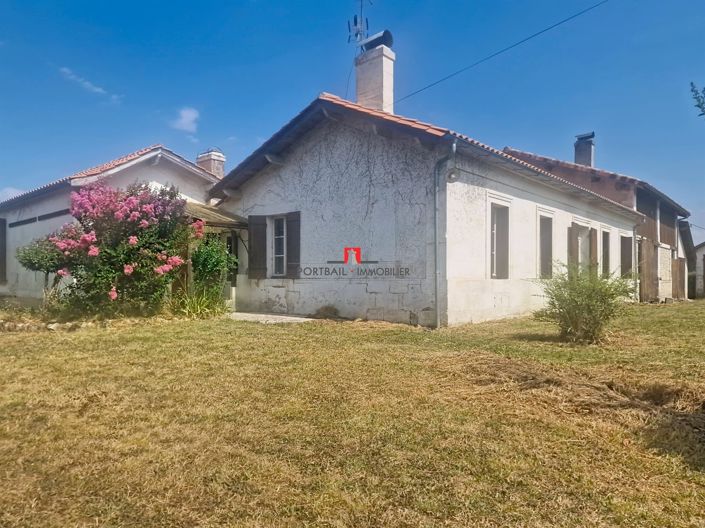 Image No.2-4 Bed House for sale