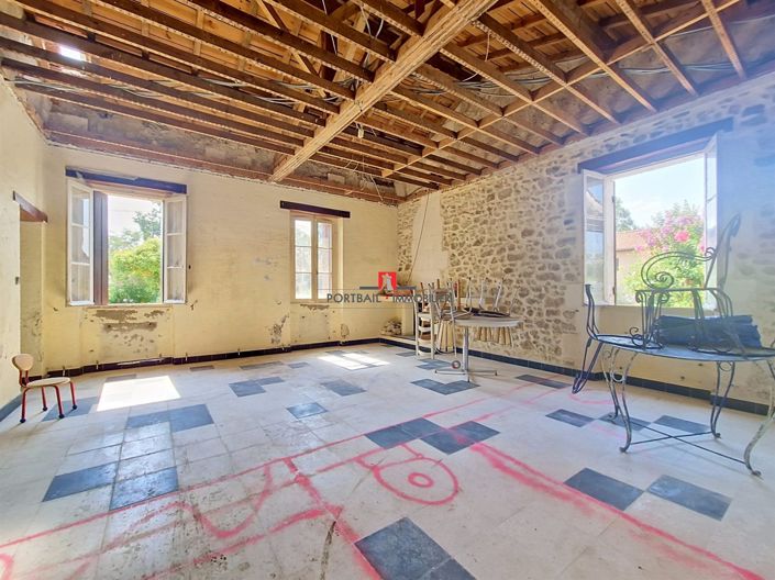 Image No.4-4 Bed House for sale