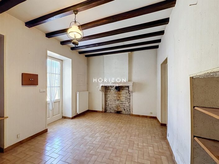Image No.15-10 Bed Property for sale