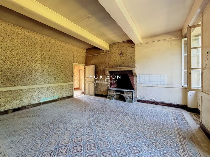 Image No.29-10 Bed Property for sale