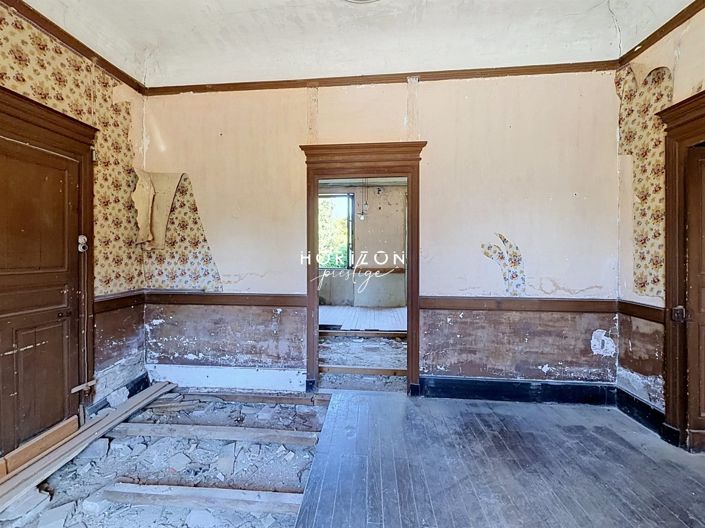 Image No.30-10 Bed Property for sale