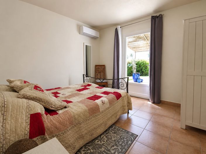 Image No.12-5 Bed House for sale