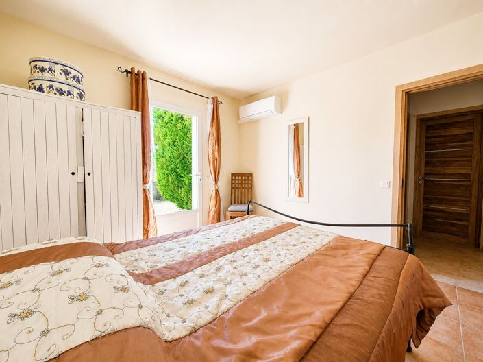 Image No.15-5 Bed House for sale