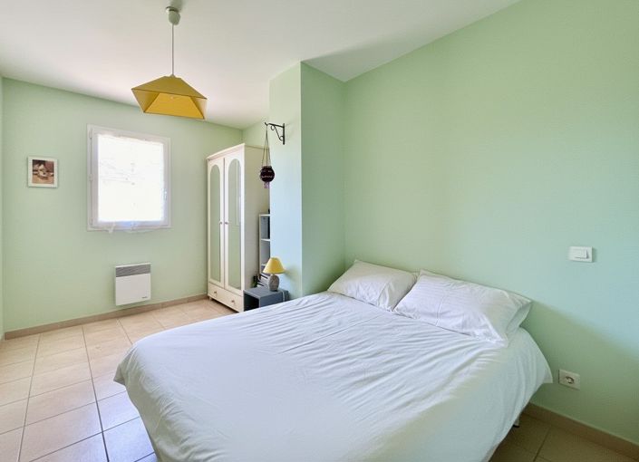 Image No.15-3 Bed House for sale