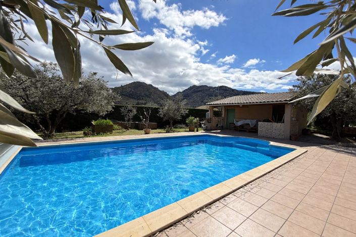Image No.3-4 Bed House for sale