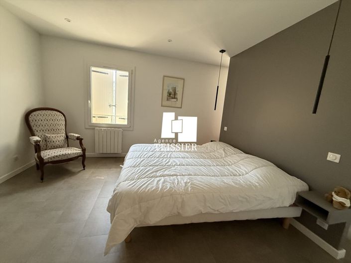 Image No.9-4 Bed House for sale