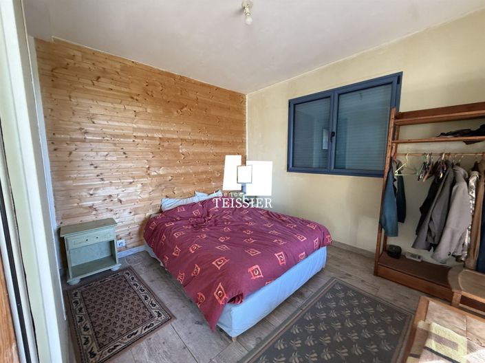 Image No.10-1 Bed House for sale