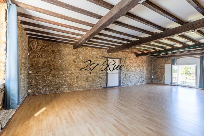 Image No.6-12 Bed Property for sale