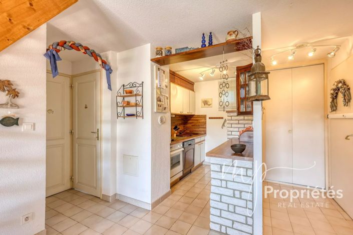Image No.4-Apartment for sale