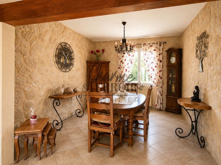 Image No.11-6 Bed House for sale