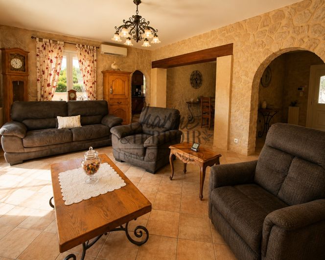 Image No.12-6 Bed House for sale