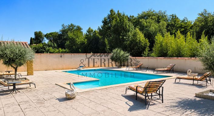 Image No.8-6 Bed House for sale