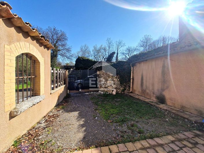 Image No.8-5 Bed House for sale