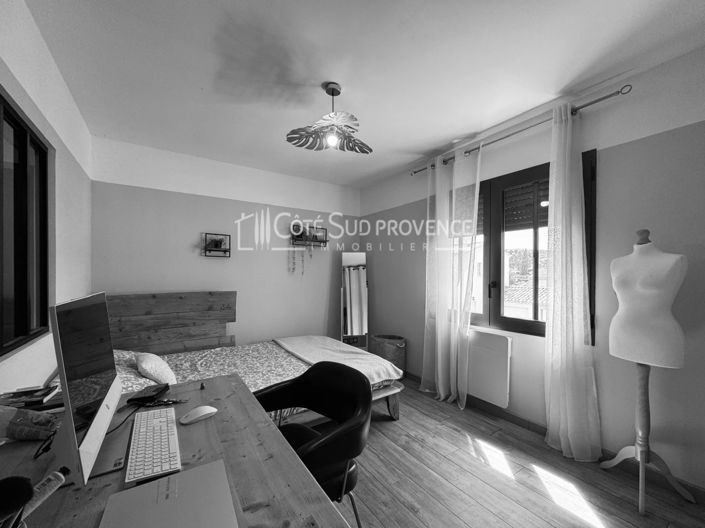 Image No.19-3 Bed House for sale