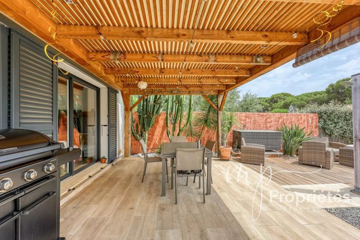 Image No.2-3 Bed House for sale