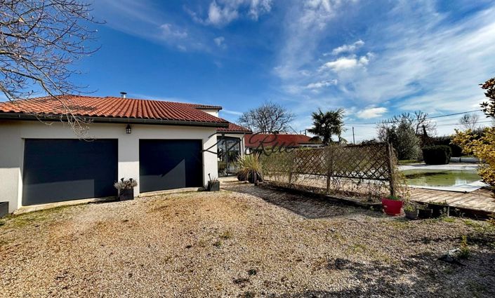 Image No.12-6 Bed House for sale