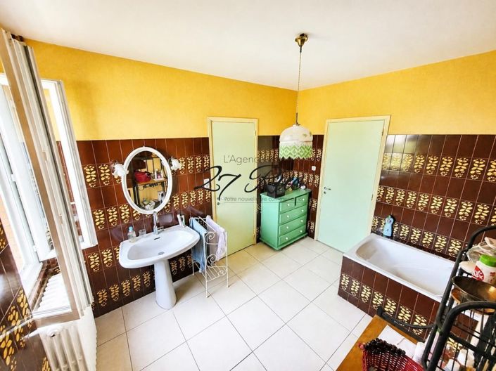 Image No.15-6 Bed House for sale