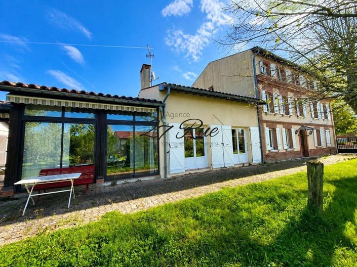 Image No.2-6 Bed House for sale