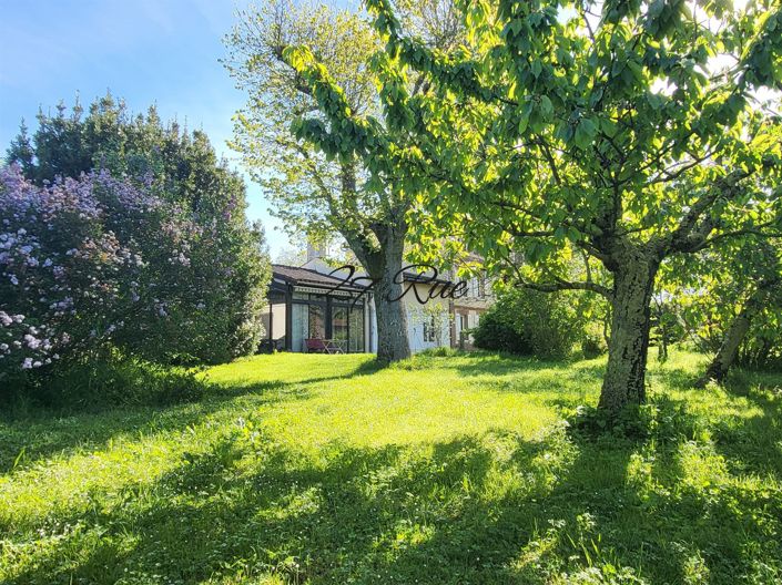Image No.23-6 Bed House for sale
