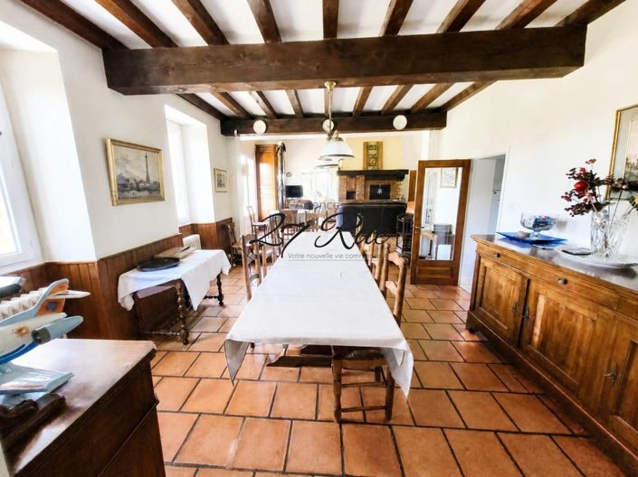 Image No.6-6 Bed House for sale