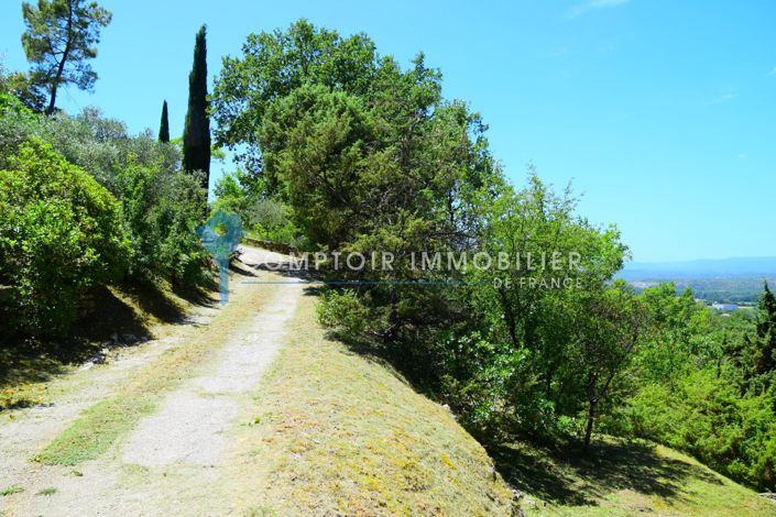 Image No.12-4 Bed House for sale