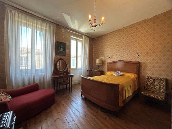 Image No.10-4 Bed House for sale