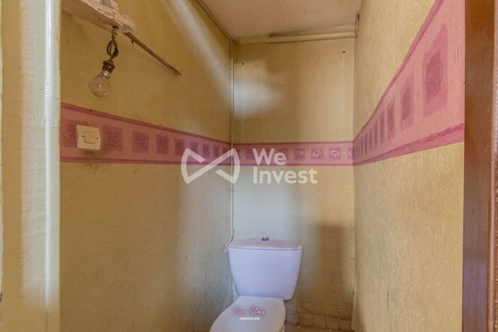 Image No.12-1 Bed House for sale