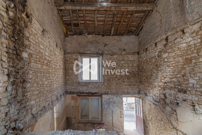 Image No.9-1 Bed House for sale