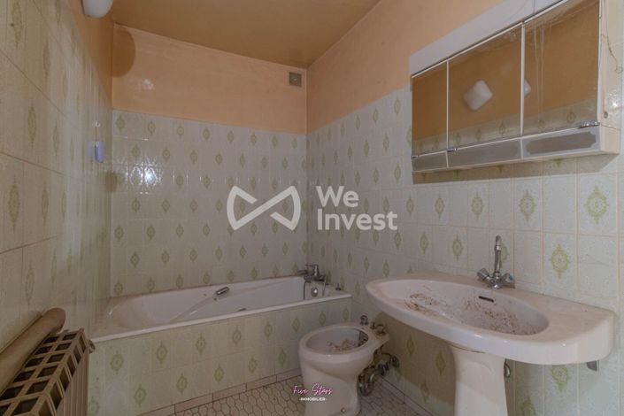 Image No.13-6 Bed House for sale