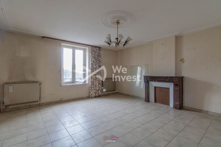 Image No.8-6 Bed House for sale