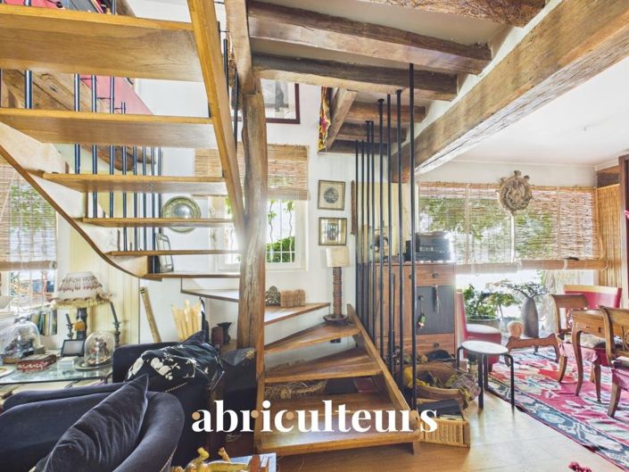 Image No.17-2 Bed House for sale