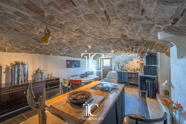 Image No.4-2 Bed House for sale