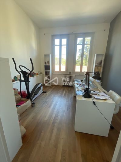 Image No.15-4 Bed House for sale