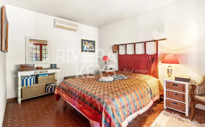 Image No.13-5 Bed House for sale
