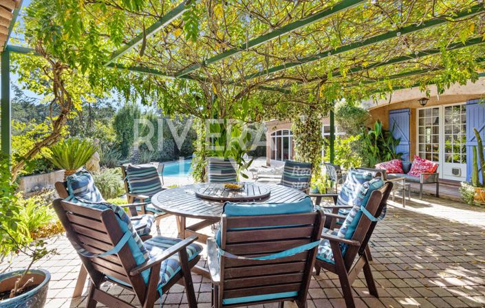 Image No.4-5 Bed House for sale
