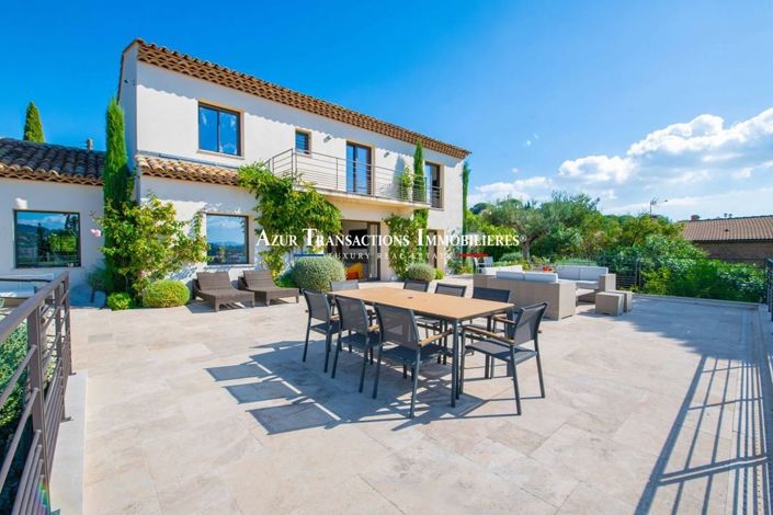 Image No.2-5 Bed House for sale