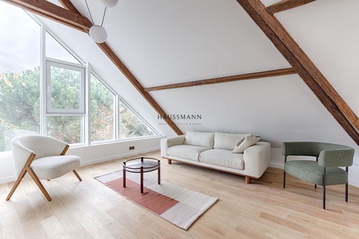 Image No.18-5 Bed House for sale