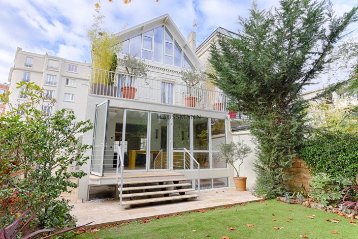 Image No.3-5 Bed House for sale