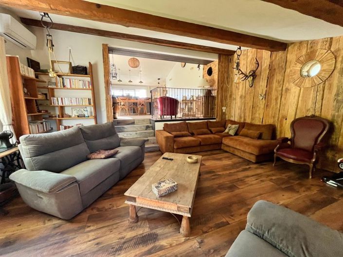Image No.19-4 Bed House for sale