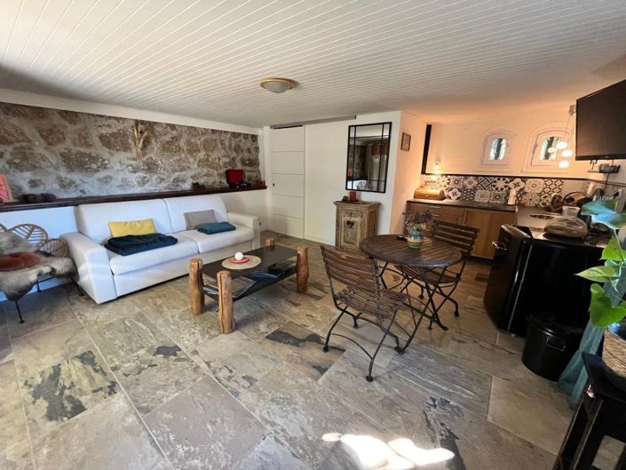 Image No.25-4 Bed House for sale