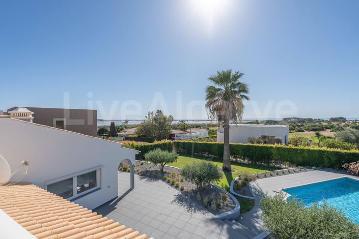 Image No.39-2 Bed House for sale