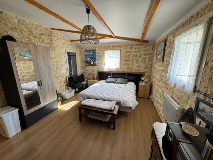 Image No.11-5 Bed House for sale
