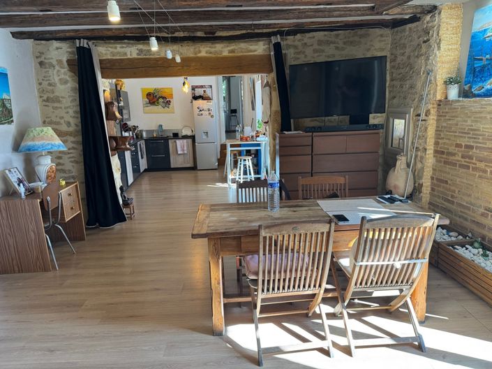 Image No.6-5 Bed House for sale