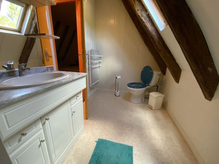 Image No.10-2 Bed Property for sale