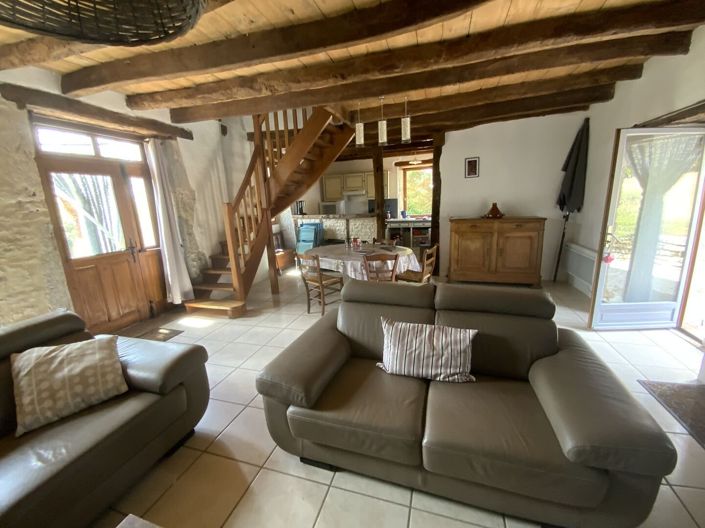 Image No.3-2 Bed Property for sale