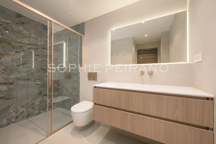 Image No.9-3 Bed Apartment for sale