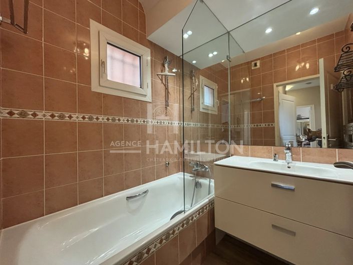 Image No.16-Appartement de 1 chambre à vendre